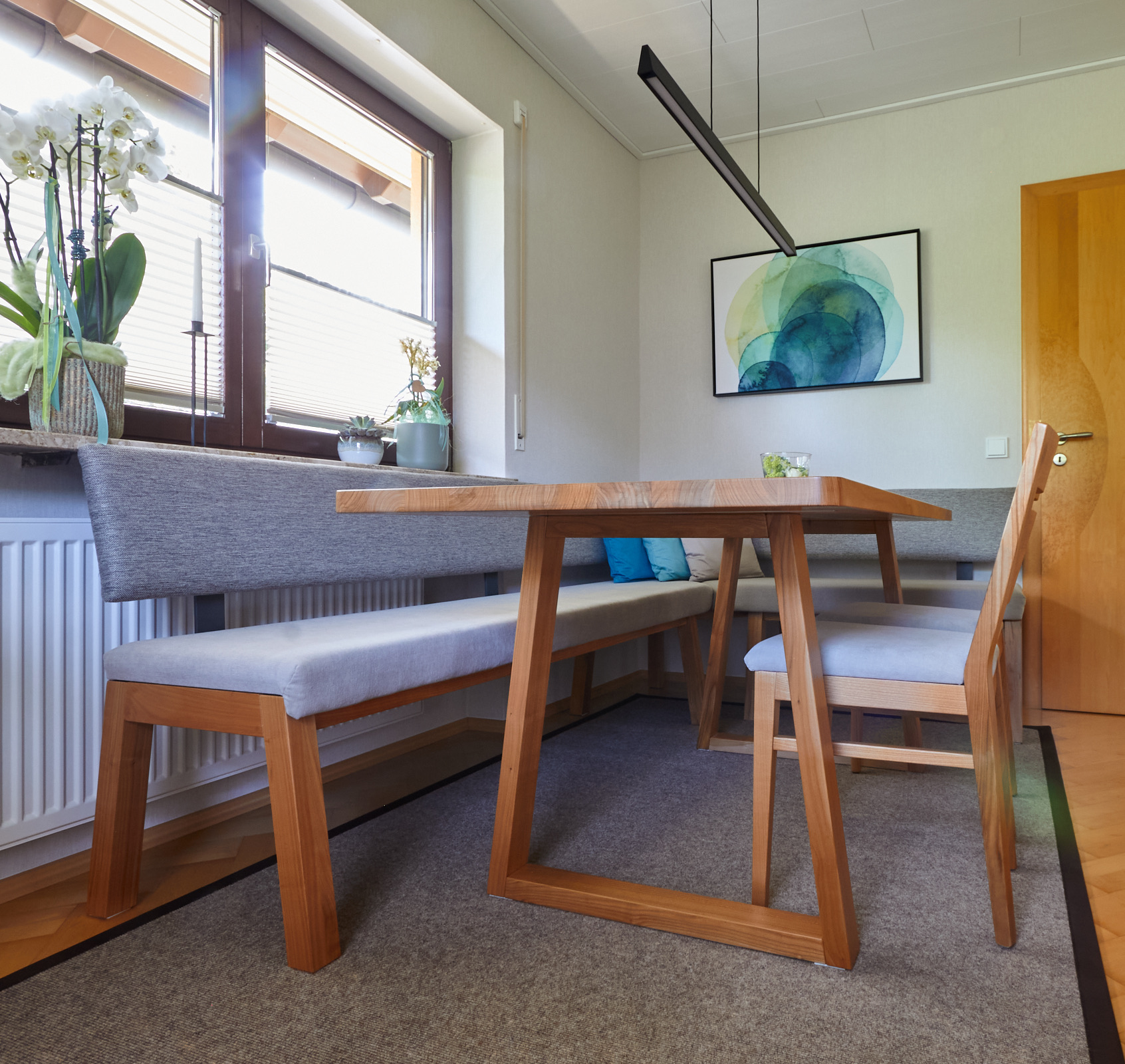 Eckbank mit Tisch & Stühlen in Kirschbaum massiv