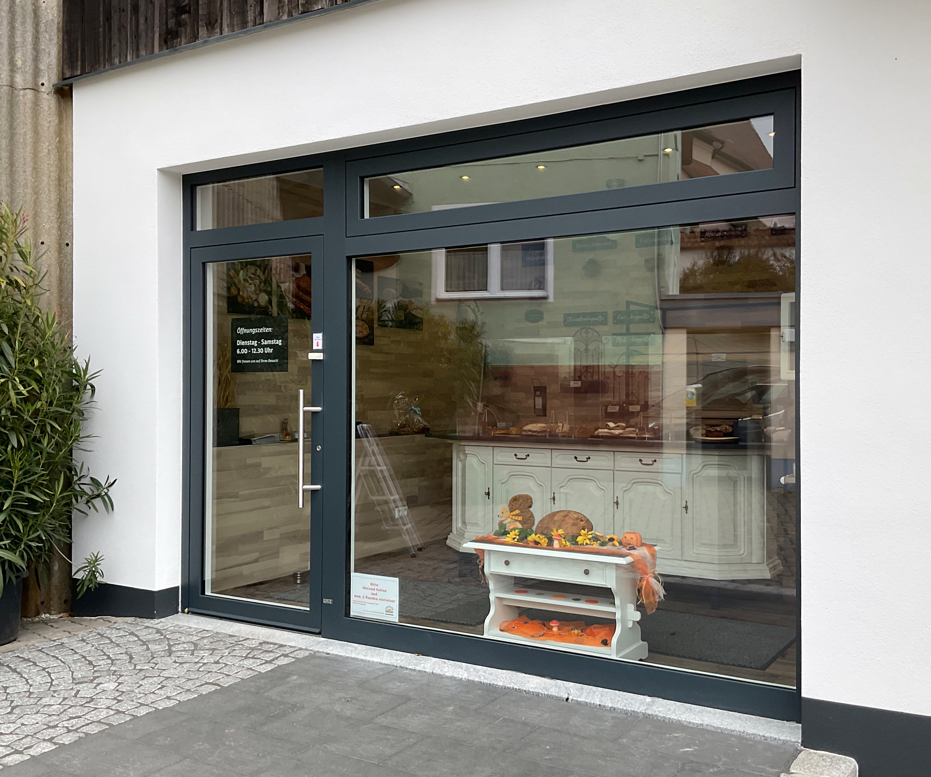 Aluminium-Haustüre in RAL 7016 Anthrazitgrau Feinstruktur