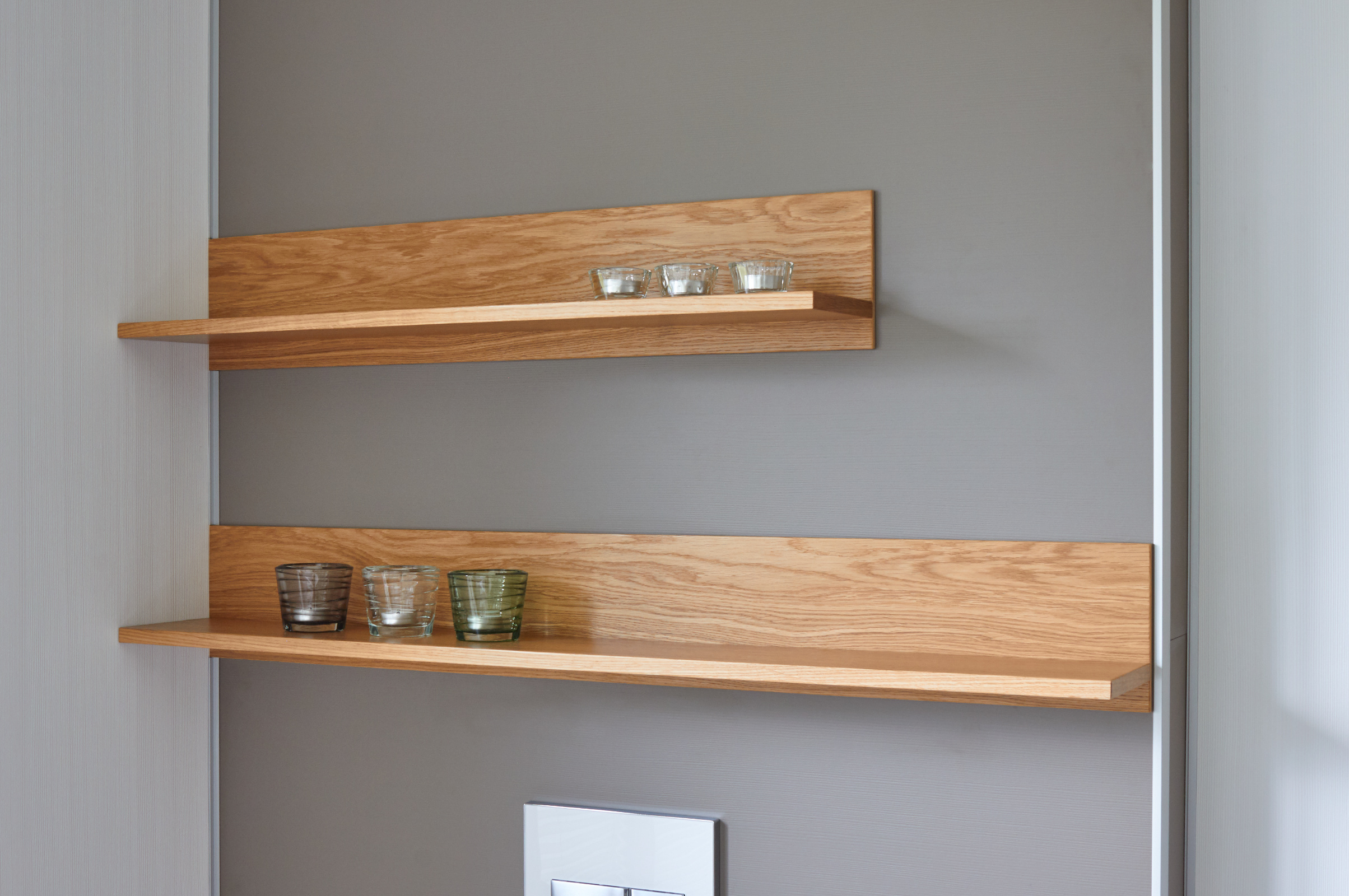 Wandregal Eiche furniert